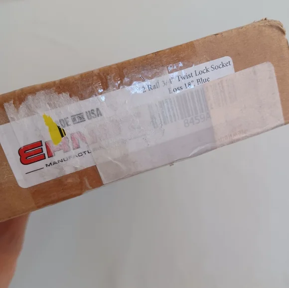 New Ernst 2 Rail Twist Lock Socket Boss 18", Blue - 3/4" - Picture 11 of 12